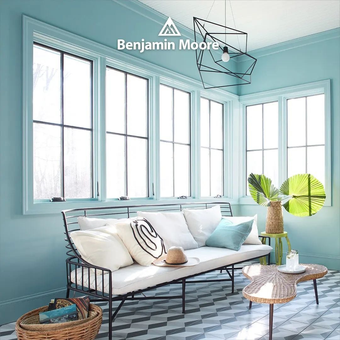 Benjamin Moore Aura Interior Paint Review: Exclusive Colors, Superior Coverage, and Advanced Technology